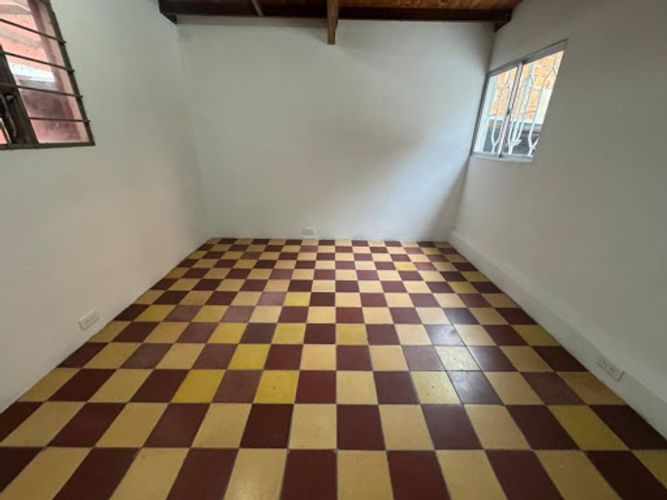 Oficina en arriendo en Laureles, Medellín, 40 m² · foto 5 de 18
