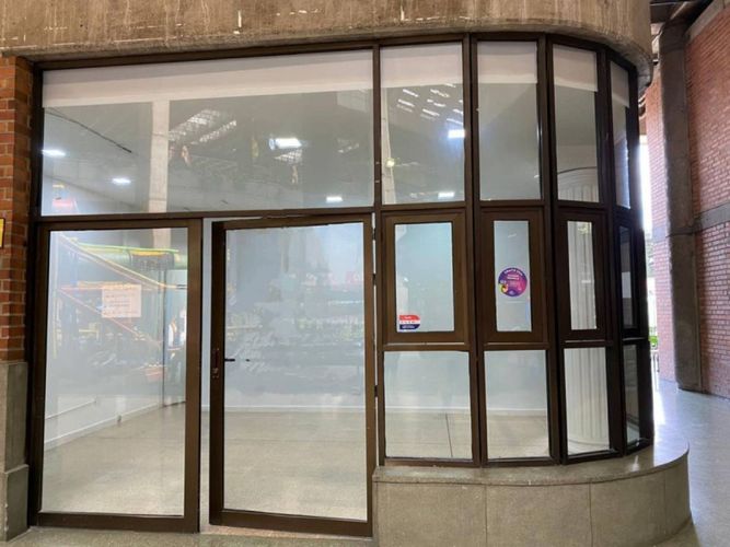 Local en arriendo en Aeroparque Juan Pablo Ii, Medellín, 30 m² · foto 2 de 8