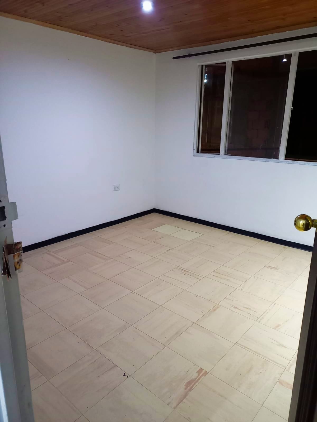 Casa en venta en Candelaria La Nueva, Bogotá · foto 15 de 24