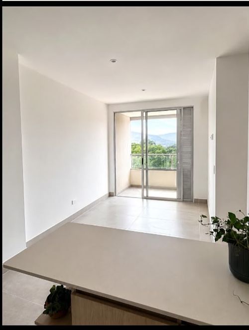 Apartamento de 2 alcobas en venta en Rodeo Alto, Itagüí, 59 m² · foto 20 de 24