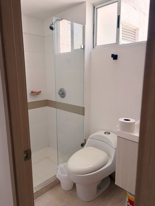 Apartamento de 3 alcobas en venta en Valle Del Lili, Cali, 86 m² · foto 2 de 12