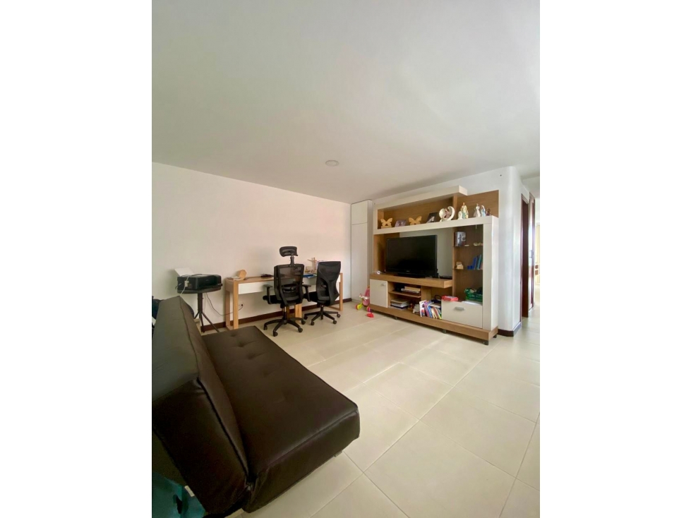 Casa en venta en Estadio, Medellín 3