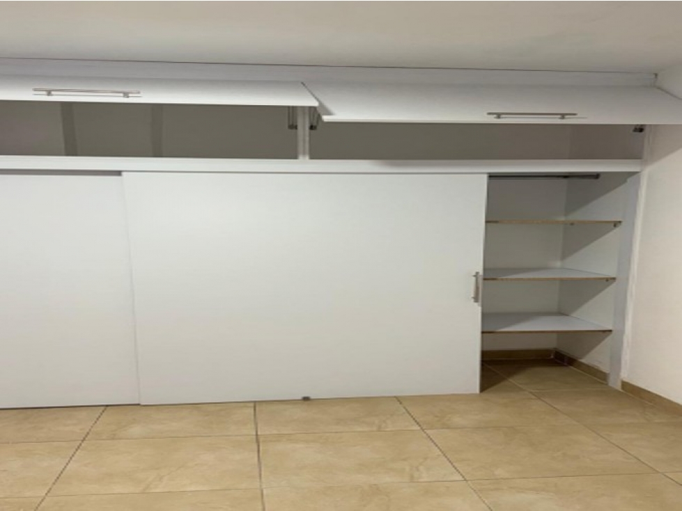 Casa en venta en Santa Mónica, Medellín 2