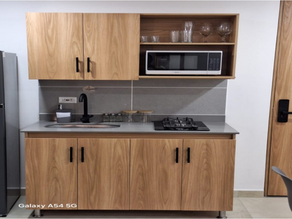 Apartaestudio en venta en Laureles, Medellín 2