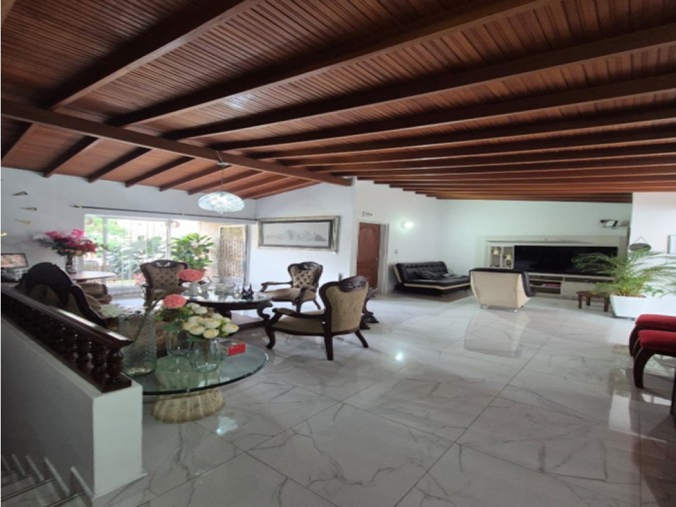 Casa en venta en Laureles, Medellín 2