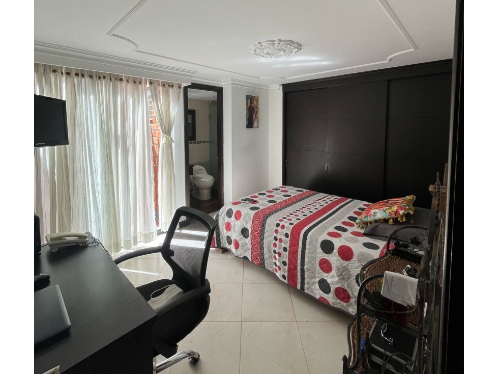Apartamento en venta en Calasanz, Medellín 5