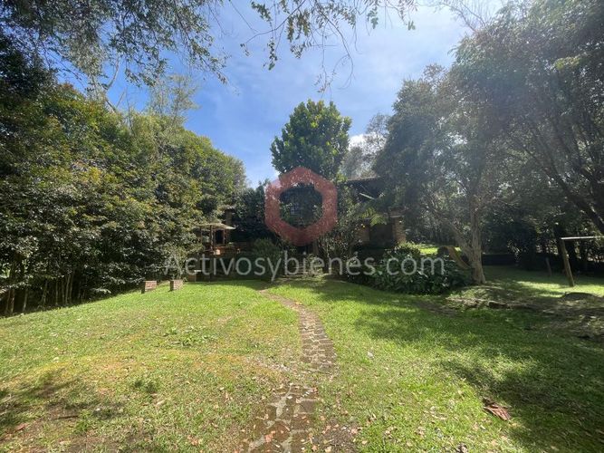 Casa de 4 alcobas en arriendo en Rionegro, 1690 m² · foto 19 de 24