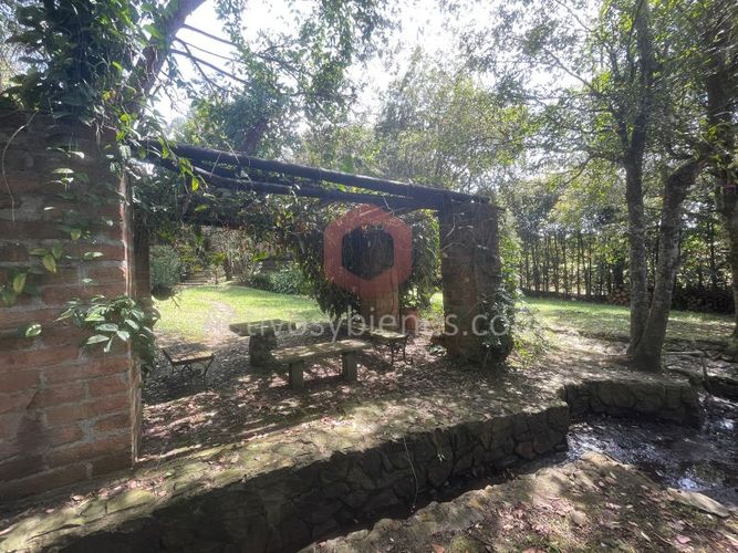 Casa de 4 alcobas en arriendo en Rionegro, 1690 m² · foto 20 de 24