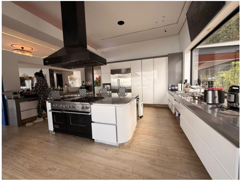 Casa en venta en El Poblado, Medellín 4