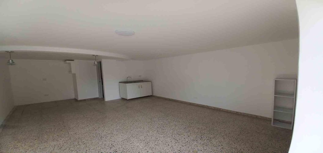 Local en arriendo en Buenos Aires, Pereira, 20 m² · foto 4 de 13