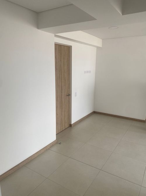 Apartamento en venta en Centro, Itagüí · foto 9 de 24