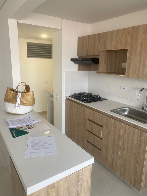 Apartamento en venta en Centro, Itagüí · foto 15 de 24