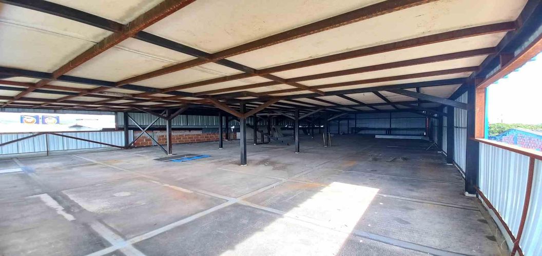 Local en arriendo en Avenida 30 De Agosto, Pereira, 450 m² · foto 13 de 14