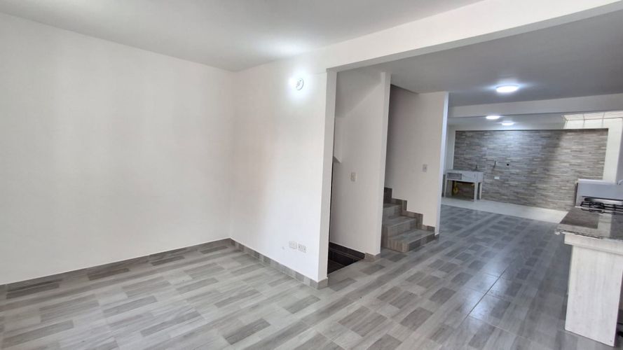 Casa de 2 alcobas en venta en El Carmelo, Candelaria, 80 m² · foto 2 de 12