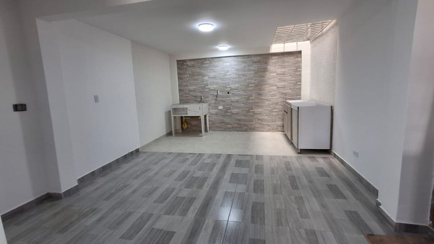 Casa de 2 alcobas en venta en El Carmelo, Candelaria, 80 m² · foto 5 de 12