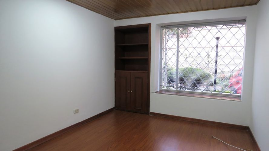 Casa de 4 alcobas en venta en Nueva Autopista, Bogotá, 179 m² · foto 5 de 18