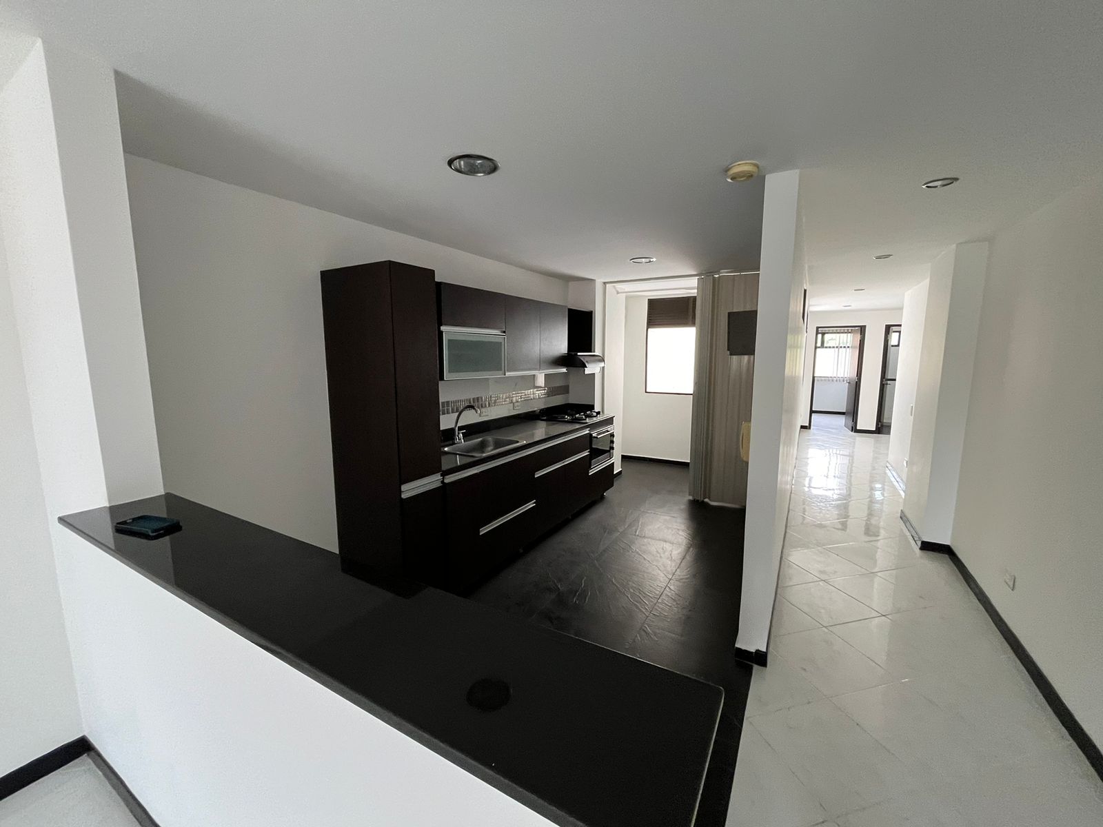 Apartamento en arriendo en El Portal, Envigado · foto 11 de 13