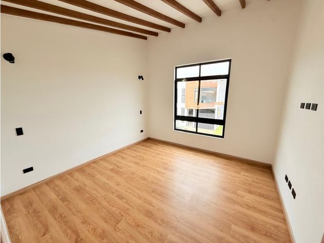 Casa de 2 alcobas en venta en La Ceja, 124 m² · foto 9 de 10