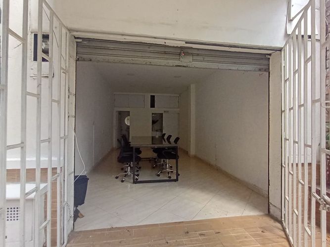 Local en arriendo en Laureles, Medellín, 24 m² · foto 7 de 13