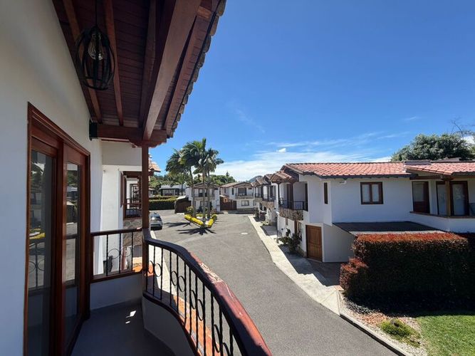 Casa de 3 alcobas en venta en La Ceja, 182 m² · foto 17 de 19