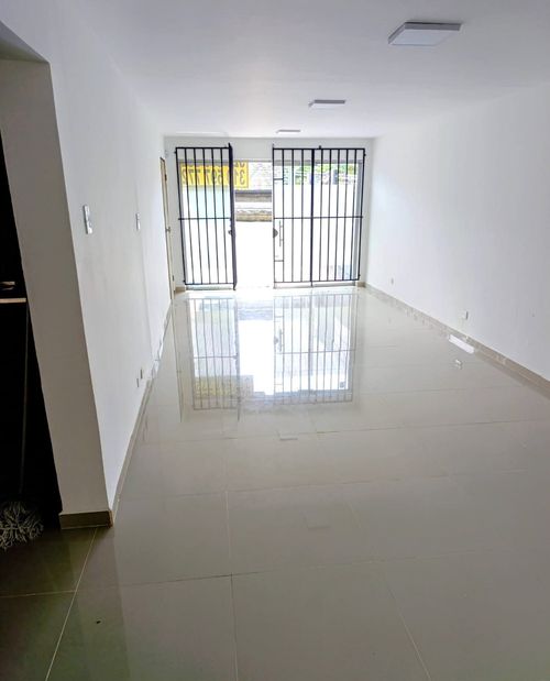 Local en arriendo en Avenida 30 De Agosto, Pereira, 100 m² · foto 3 de 5