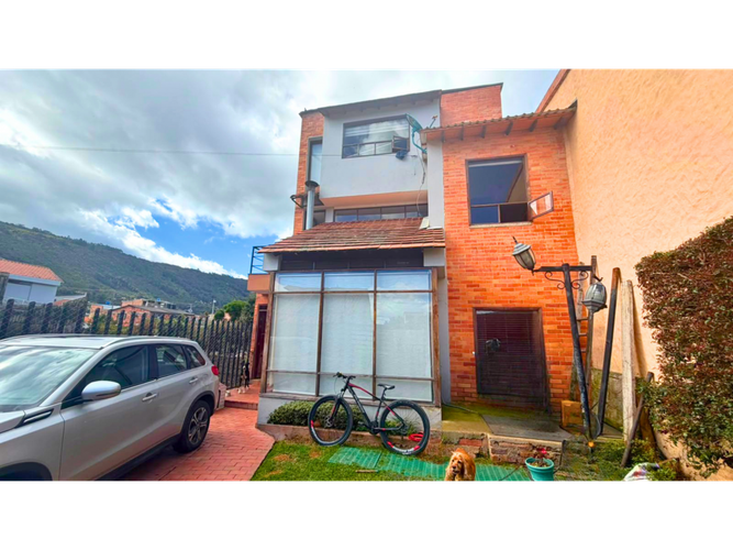 Casa de 3 alcobas en venta en Cota, 164 m² · foto 4 de 24