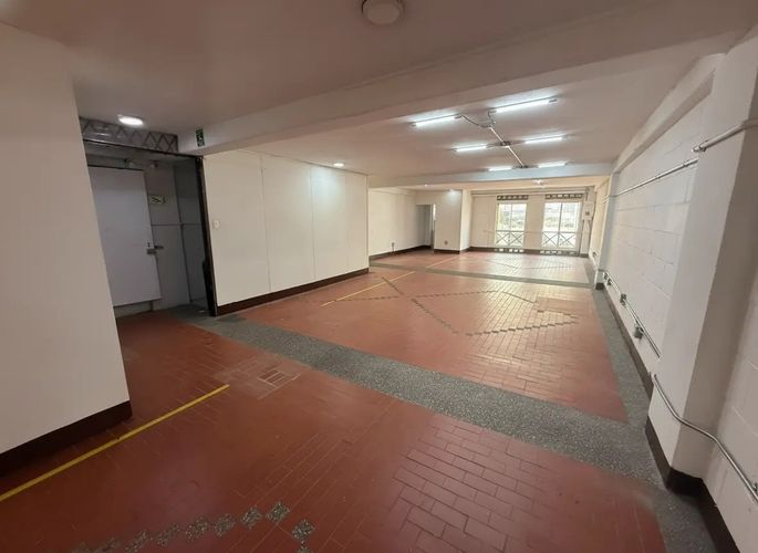 Bodega en arriendo en Cristo Rey, Medellín, 160 m² · foto 5 de 11