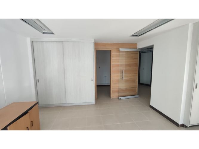 Oficina en arriendo en Sector Plaza De Bolivar, Pereira, 40 m² · foto 4 de 9