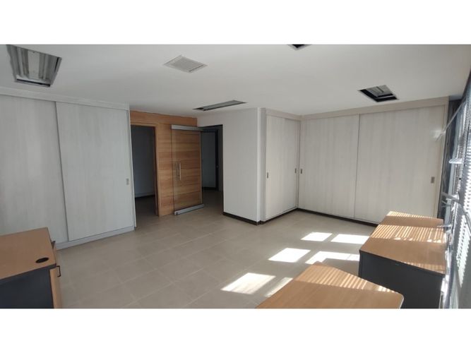 Oficina en arriendo en Sector Plaza De Bolivar, Pereira, 40 m² · foto 7 de 9