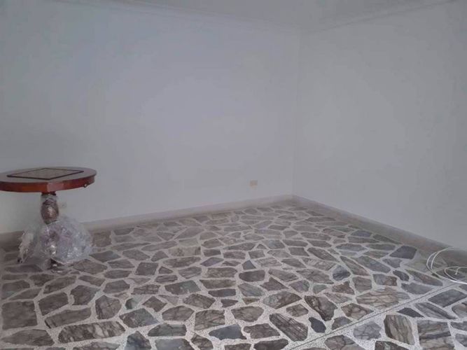 Apartamento de 3 alcobas en arriendo en El Castillo, Medellín, 140 m² · foto 10 de 12