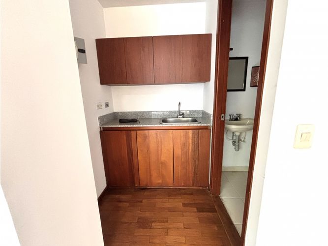 Oficina en arriendo en La Florida, Medellín, 54 m² · foto 5 de 6
