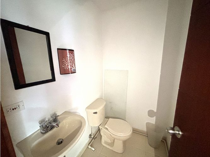 Oficina en arriendo en La Florida, Medellín, 54 m² · foto 6 de 6