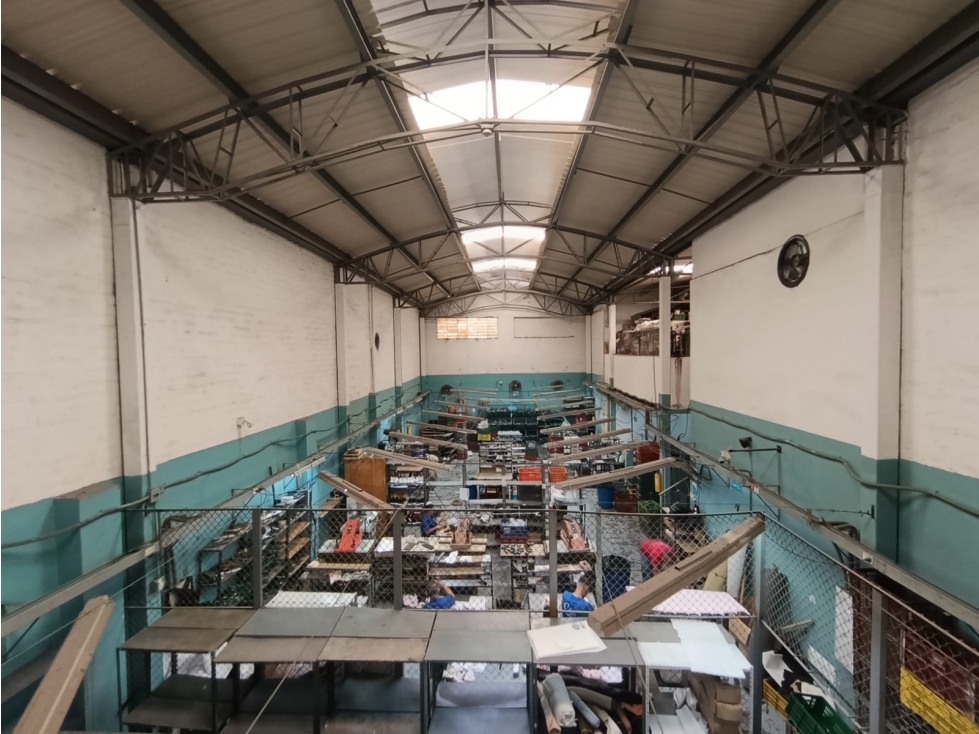 Warehouse for sale in Bombona no.1, Medellín 2