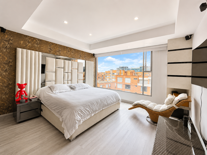 Apartamento de 3 alcobas en arriendo en Chicó Navarra, Bogotá, 227 m² · foto 14 de 23