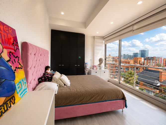 Apartamento de 3 alcobas en arriendo en Chicó Navarra, Bogotá, 227 m² · foto 21 de 23