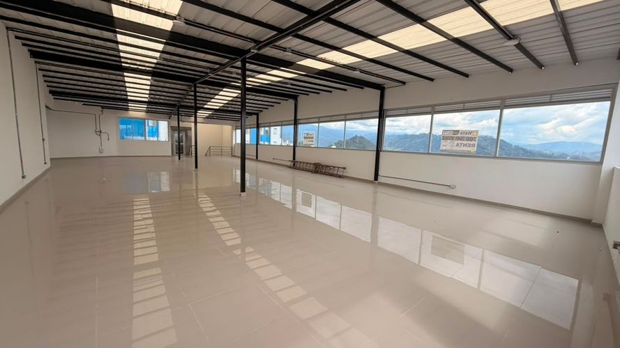 Local en arriendo en Avenida Santander, Manizales, 512 m² · foto 9 de 24