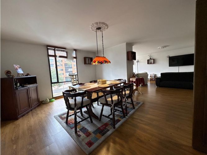 Apartamento de 3 alcobas en venta en Santa Barbara, Bogotá, 190 m² · foto 3 de 17