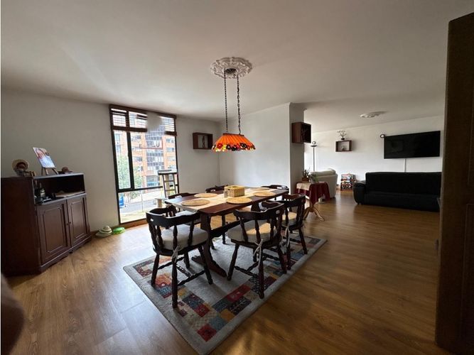 Apartamento de 3 alcobas en venta en Santa Barbara, Bogotá, 190 m² · foto 7 de 17