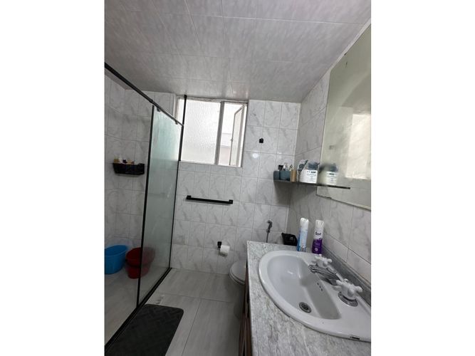 Apartamento de 3 alcobas en venta en Santa Barbara, Bogotá, 190 m² · foto 15 de 17