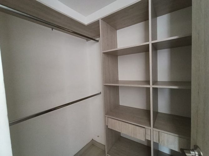 Apartamento de 2 alcobas en arriendo en Camino Verde, Envigado, 65 m² · foto 2 de 16