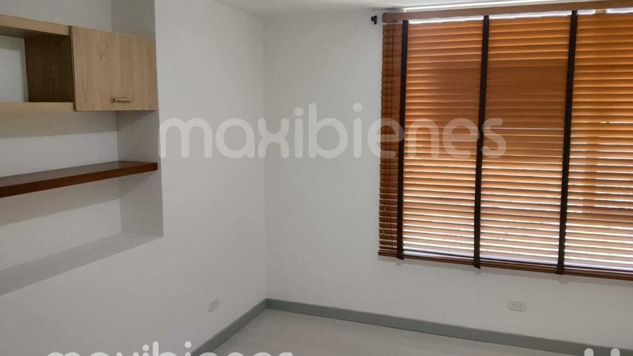 Apartamento de 3 alcobas en arriendo en Castropol, Medellín, 110 m² · foto 7 de 19