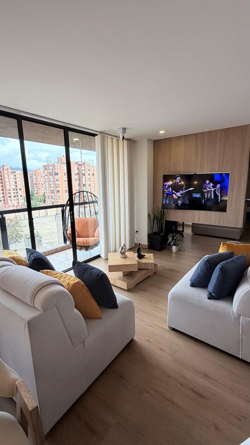 Apartamento de 3 alcobas en venta en Colina Campestre, Bogotá, 108 m² · foto 9 de 13
