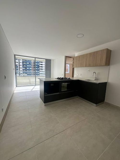 Apartamento de 2 alcobas en arriendo en Ciudad Del Río, Medellín, 70 m² · foto 4 de 22