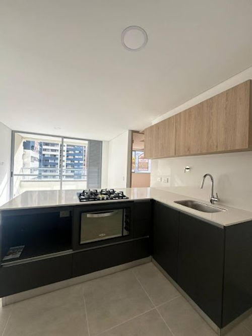 Apartamento de 2 alcobas en arriendo en Ciudad Del Río, Medellín, 70 m² · foto 8 de 22