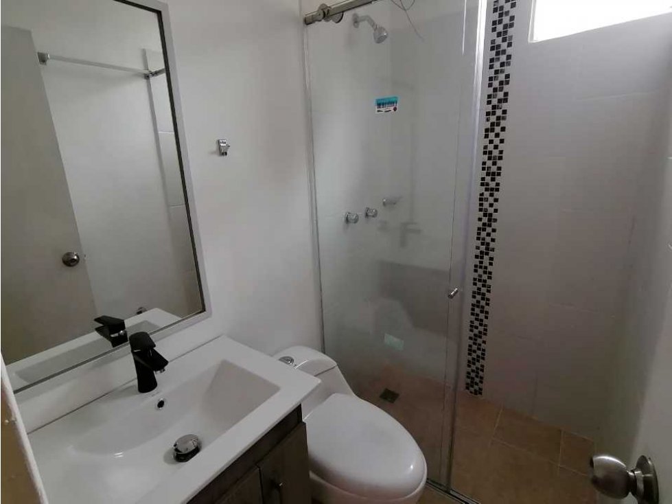 Apartamento en venta en La Rambla, Manizales · foto 3 de 10