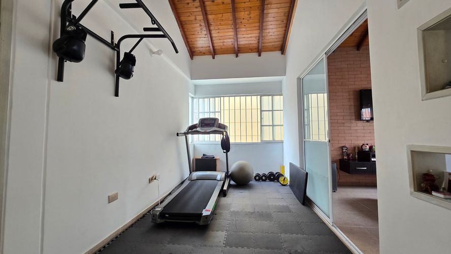 Casa de 4 alcobas en venta en Cañaveral, Floridablanca, 340 m² · foto 10 de 12