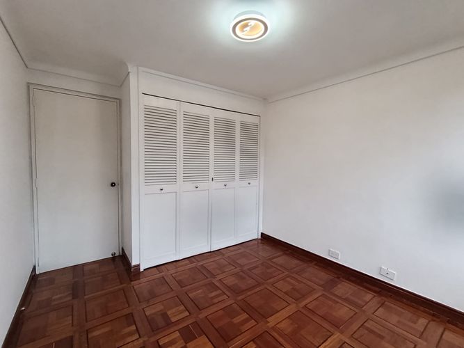 Apartamento de 3 alcobas en arriendo en El Poblado, Medellín, 150 m² · foto 13 de 15