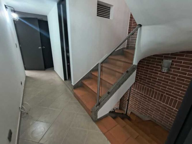 Casa de 4 alcobas en venta en Suramérica, La Estrella, 189 m² · foto 6 de 20