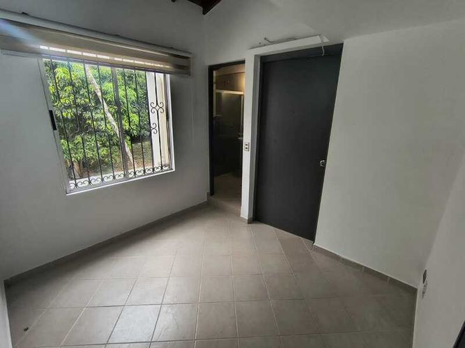 Casa de 4 alcobas en venta en Suramérica, La Estrella, 189 m² · foto 10 de 20