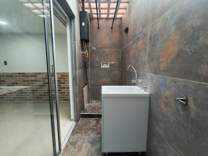 Casa de 4 alcobas en venta en Suramérica, La Estrella, 189 m² · foto 20 de 20